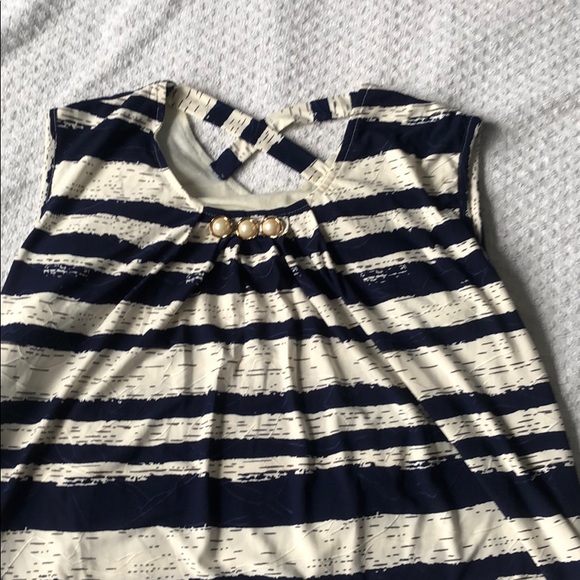 Women long sleeveless top - Picture 1 of 2